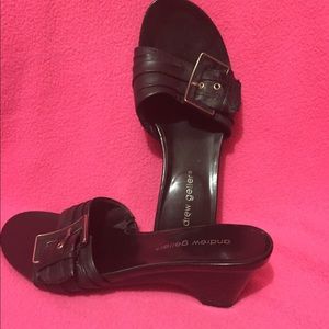 Black 7.5 leather sandal